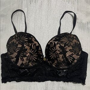 Daisy Fuentes Elegant Black Lace Bralette Size 34B